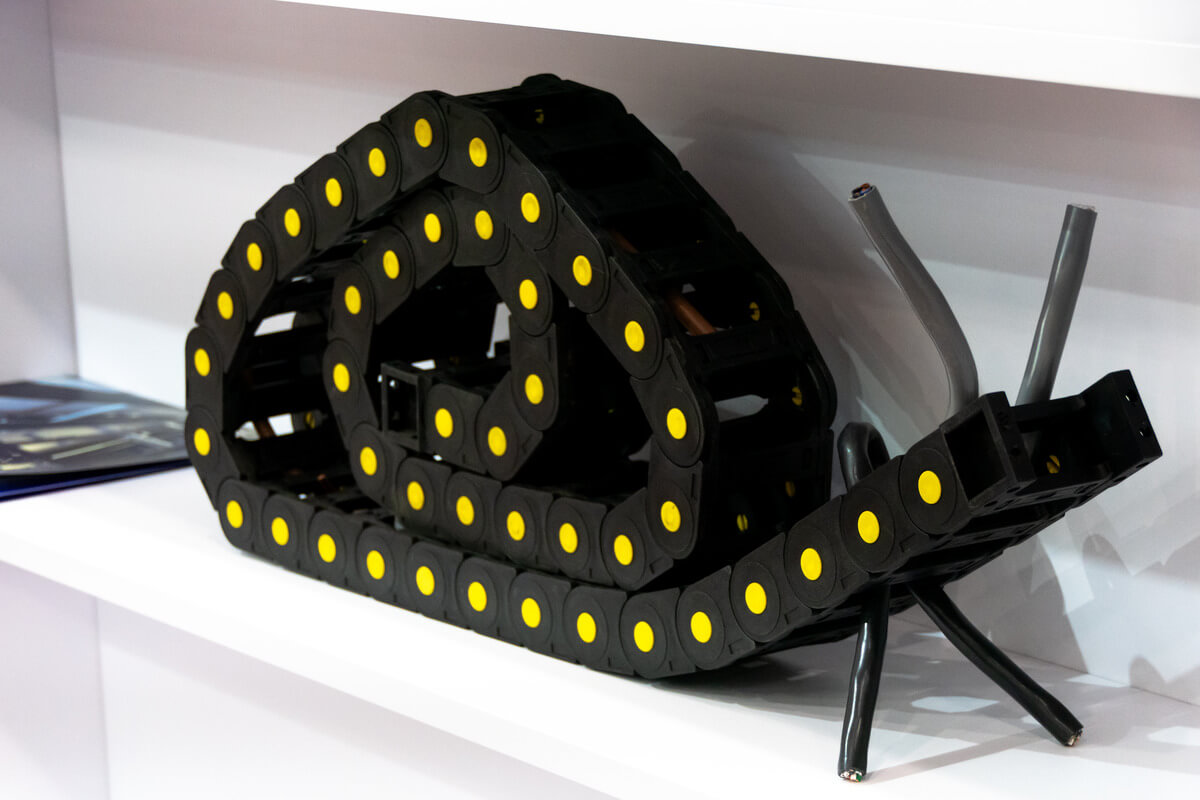 Vibration analysis of Automotive cable routing: ensure durability and compliance in vehicle design